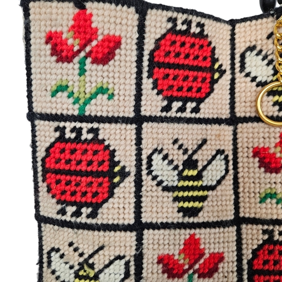 Vintage 70s Handmade Needlepoint Lady Bug Bee Flowers Small Tote Bag Purse - Picture 5 of 9